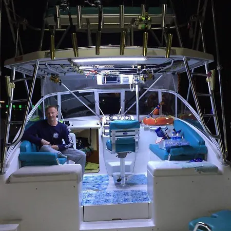 Professional Fishing Trip In Tatil Evi *